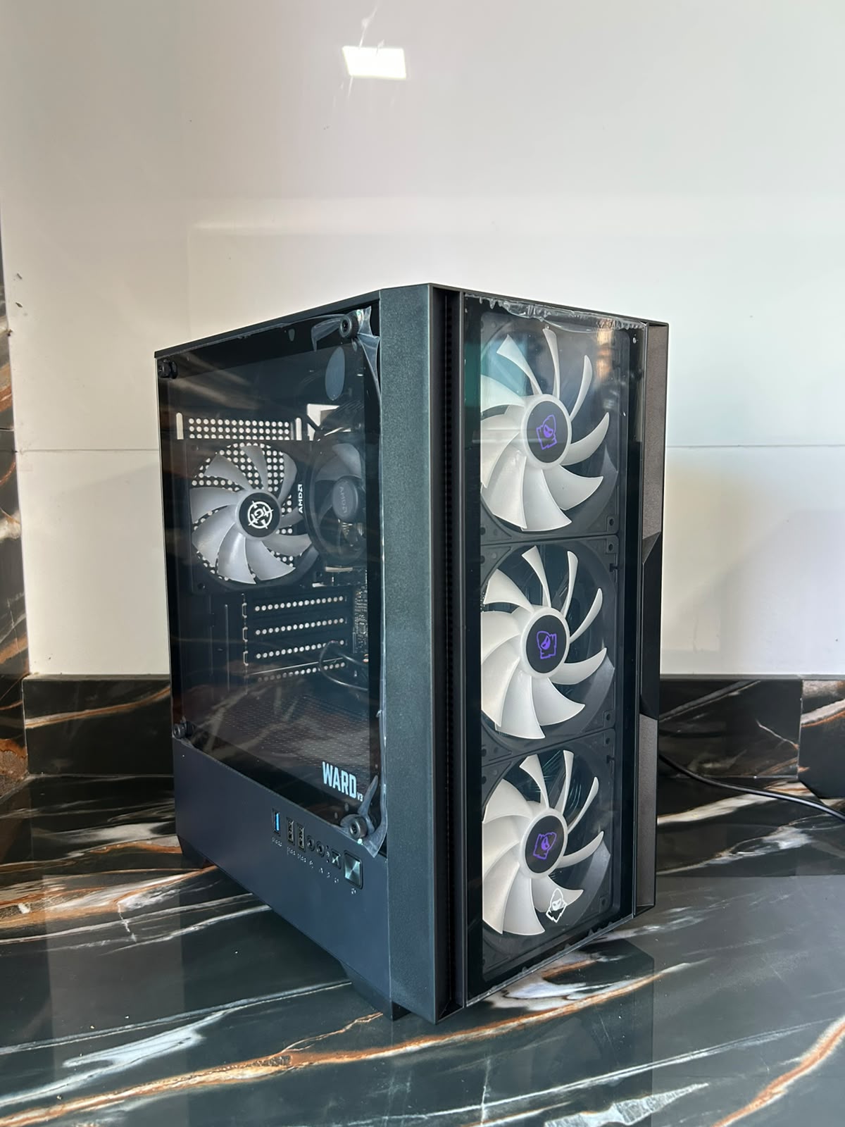 PC Gamer AMD Ryzen 5 3400G | Radeon Vega 11 | 8GB DDR4 Dual Channel | SSD 128GB | Nota Fiscal e 1 Ano de Garantia
