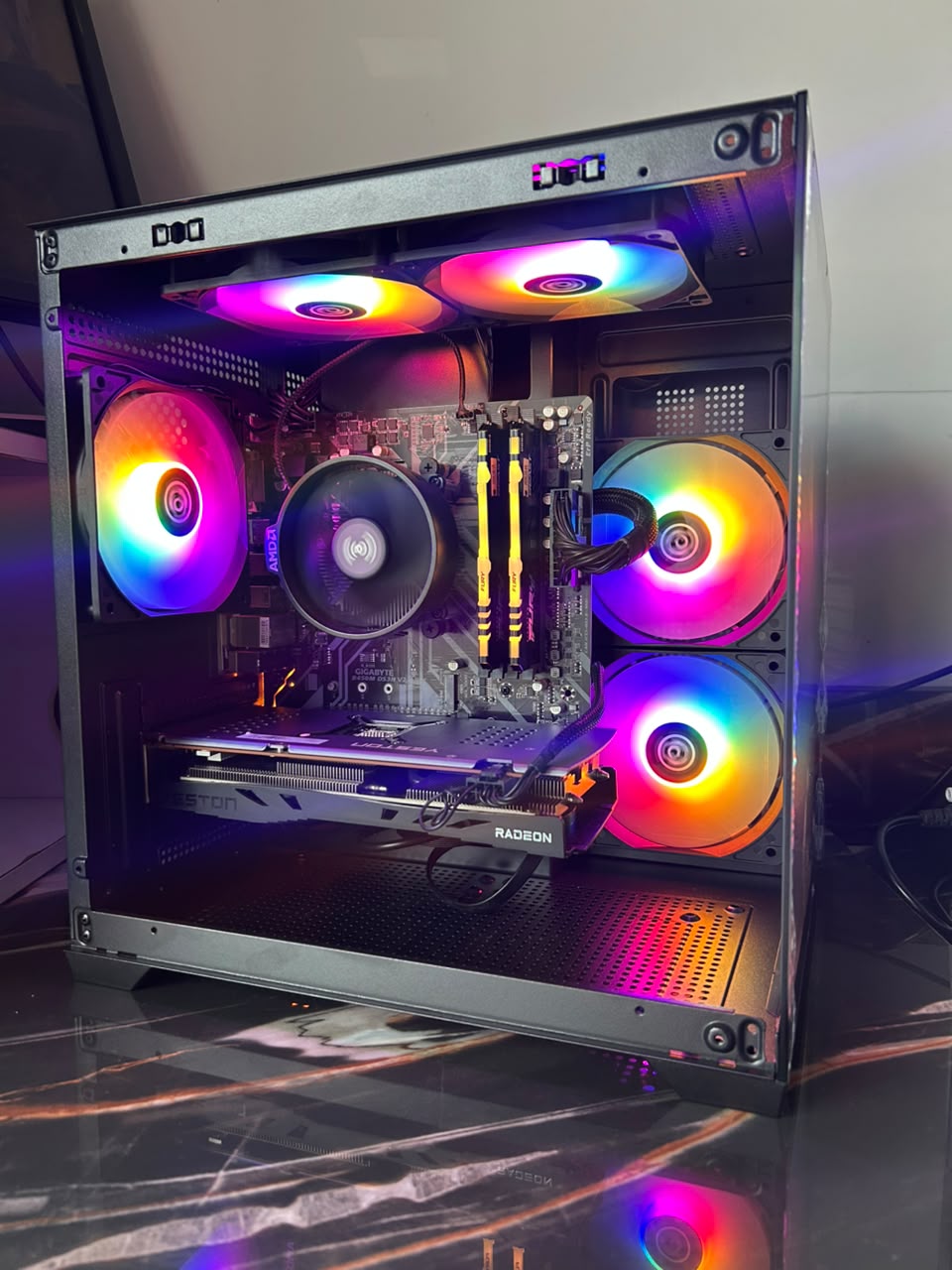 PC Gamer Ryzen 5 5500 | RX 6600 8GB | 16GB Kingston Fury RGB | SSD 240GB | Fonte 650W 80 Plus Gold | Nota Fiscal e 1 Ano de Garantia