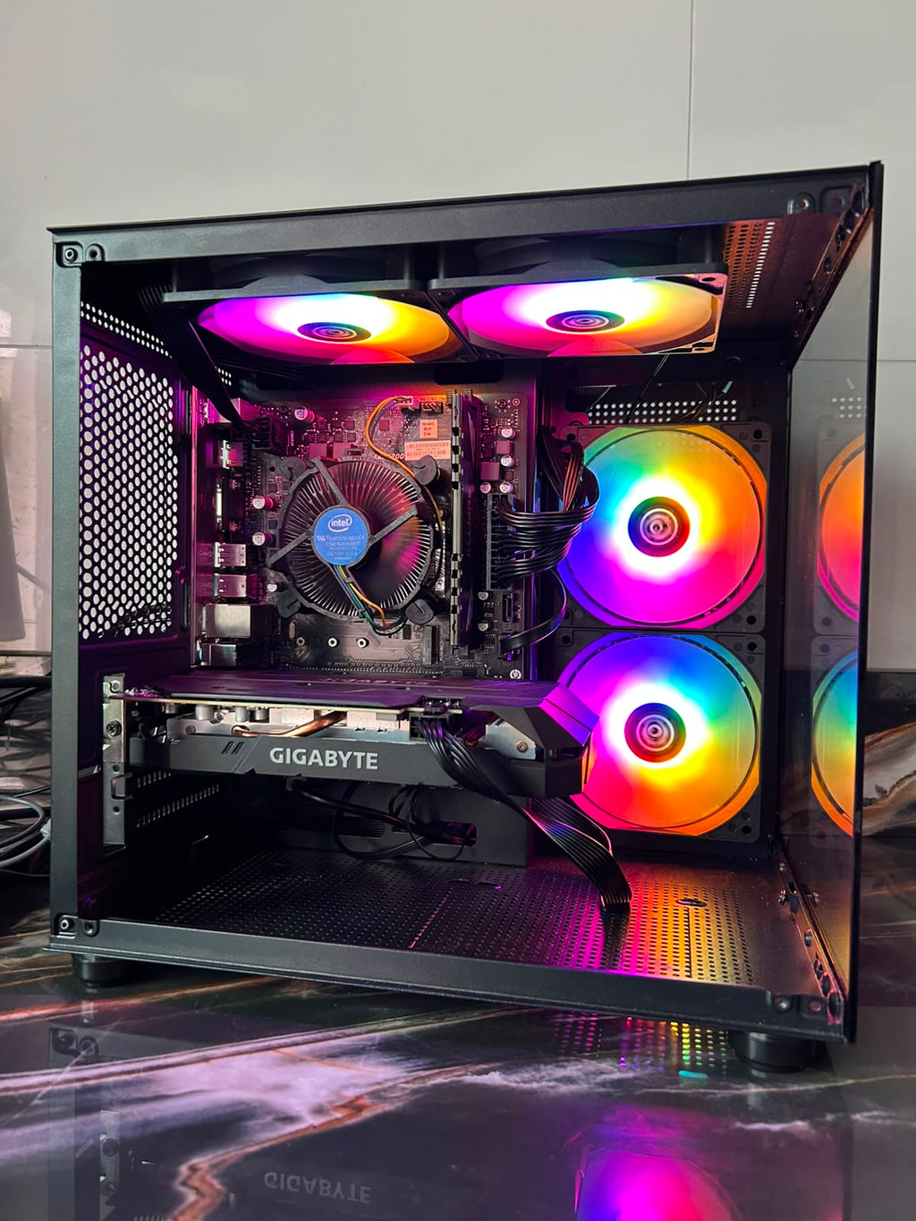 PC Gamer Intel Core i5-10400F | GTX 1660 SUPER 6GB | 8GB DDR4 | SSD 240GB | H410 | Nota Fiscal e 1 Ano de Garantia