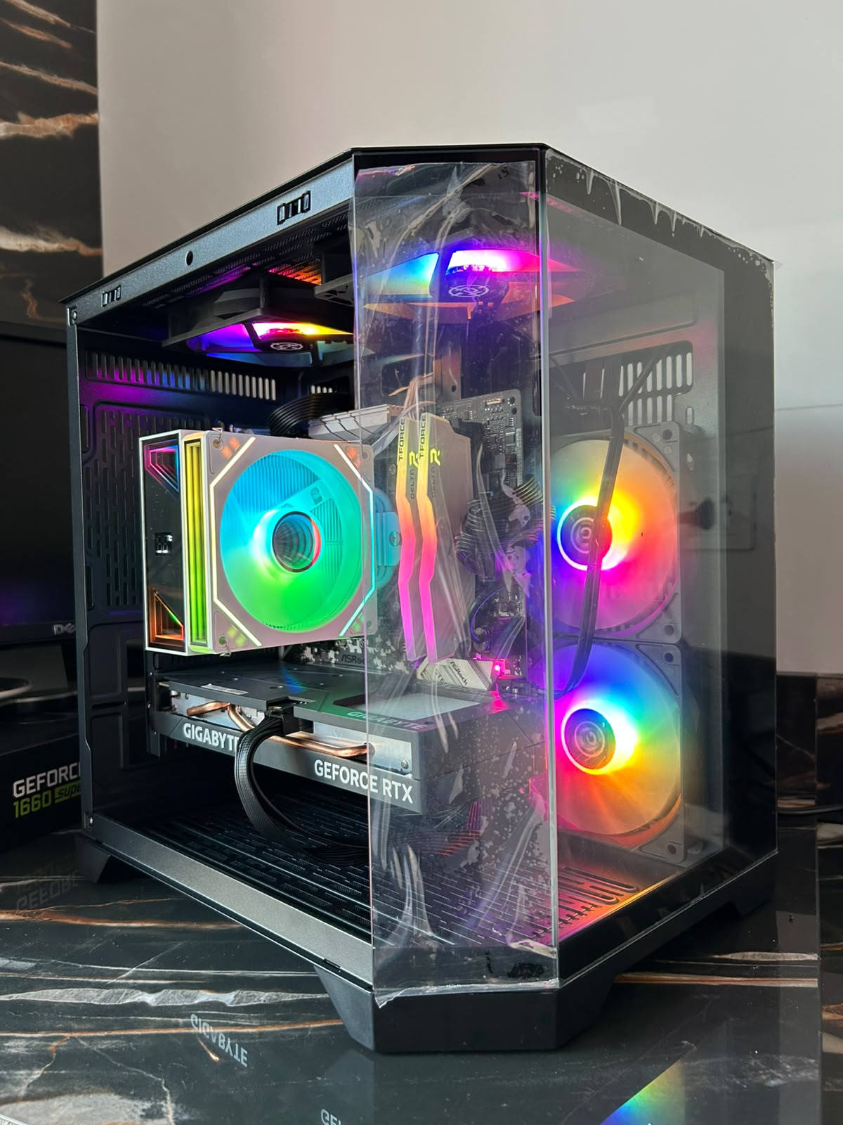 PC Gamer AMD Ryzen 7 5700 | RTX 4060 8GB | 16GB DDR4 3600MHz | SSD 512GB | B450 Steel Legend | Nota Fiscal e 1 Ano de Garantia