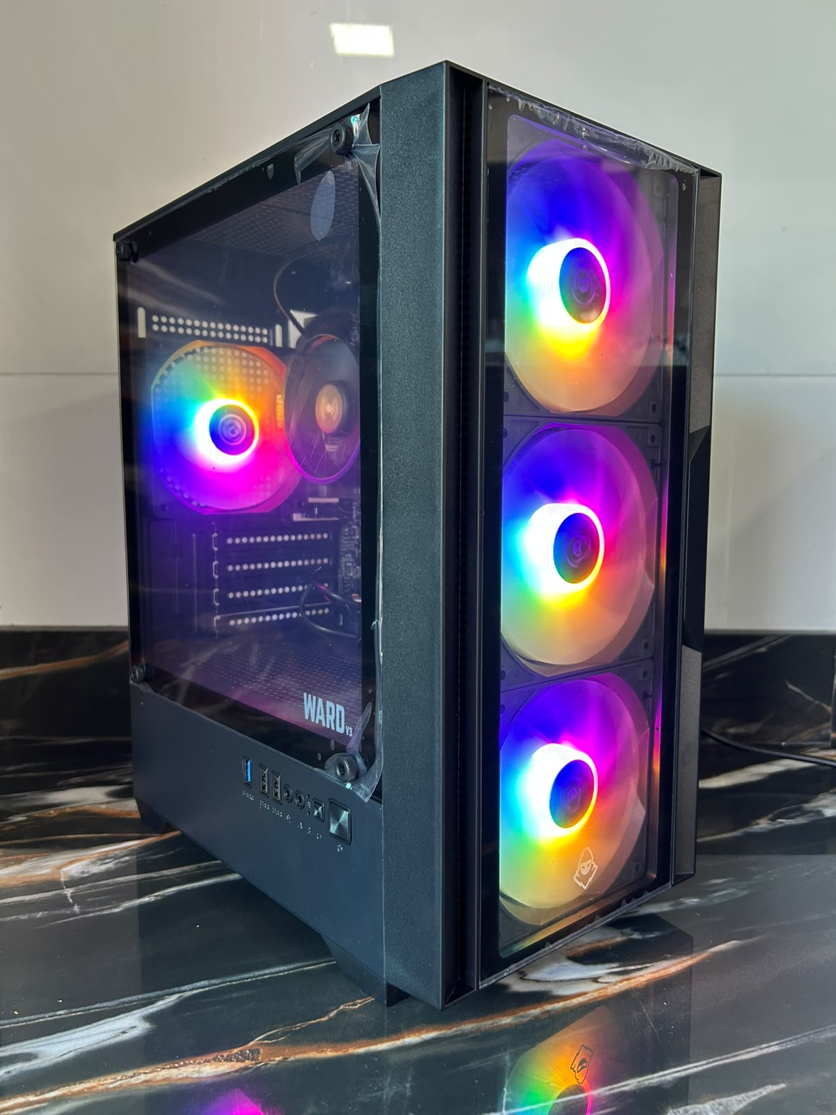 PC Gamer AMD Ryzen 5 3400G | Radeon Vega 11 | 8GB DDR4 Dual Channel | SSD 128GB | Nota Fiscal e 1 Ano de Garantia