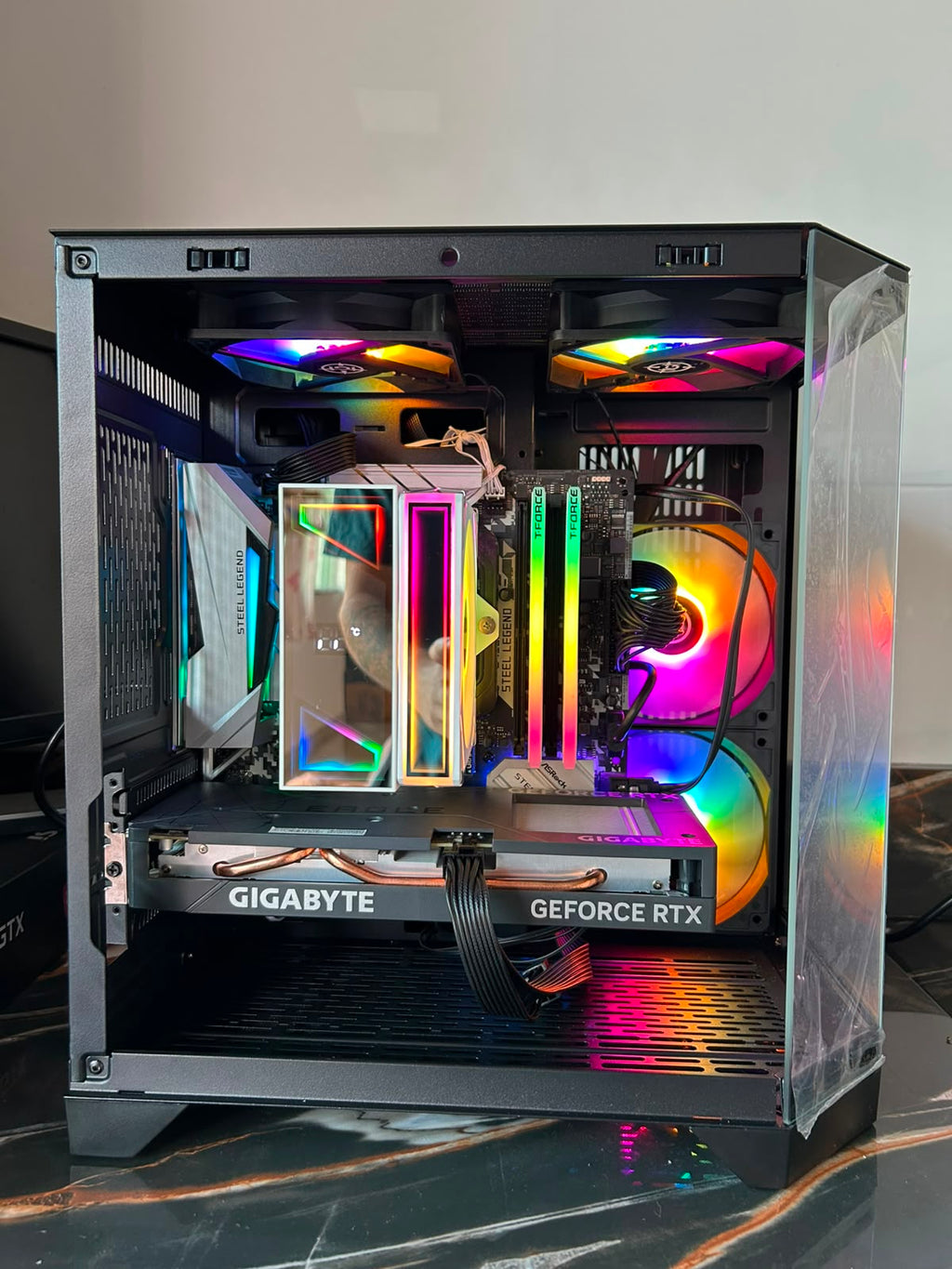 PC Gamer AMD Ryzen 7 5700 | RTX 4060 8GB | 16GB DDR4 3600MHz | SSD 512GB | B450 Steel Legend | Nota Fiscal e 1 Ano de Garantia