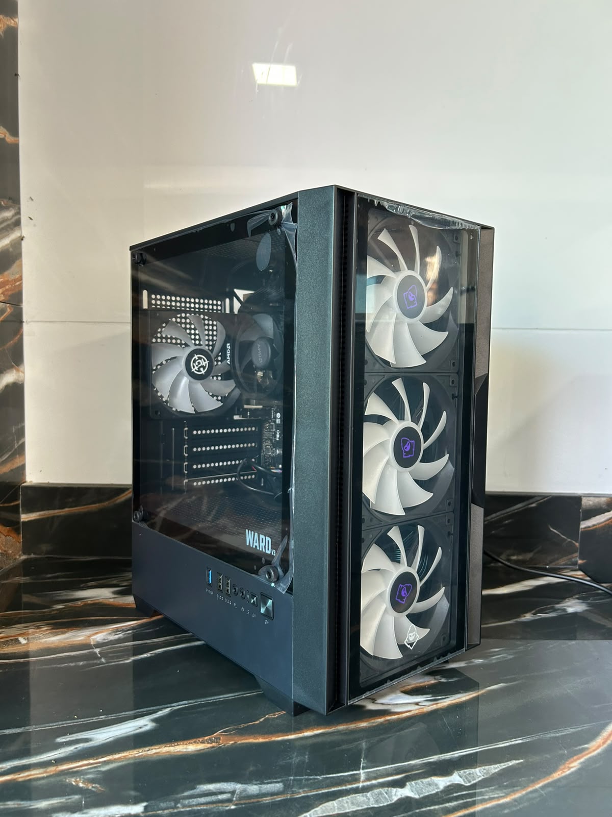PC Gamer AMD Ryzen 5 3400G | Radeon Vega 11 | 8GB DDR4 Dual Channel | SSD 128GB | Nota Fiscal e 1 Ano de Garantia