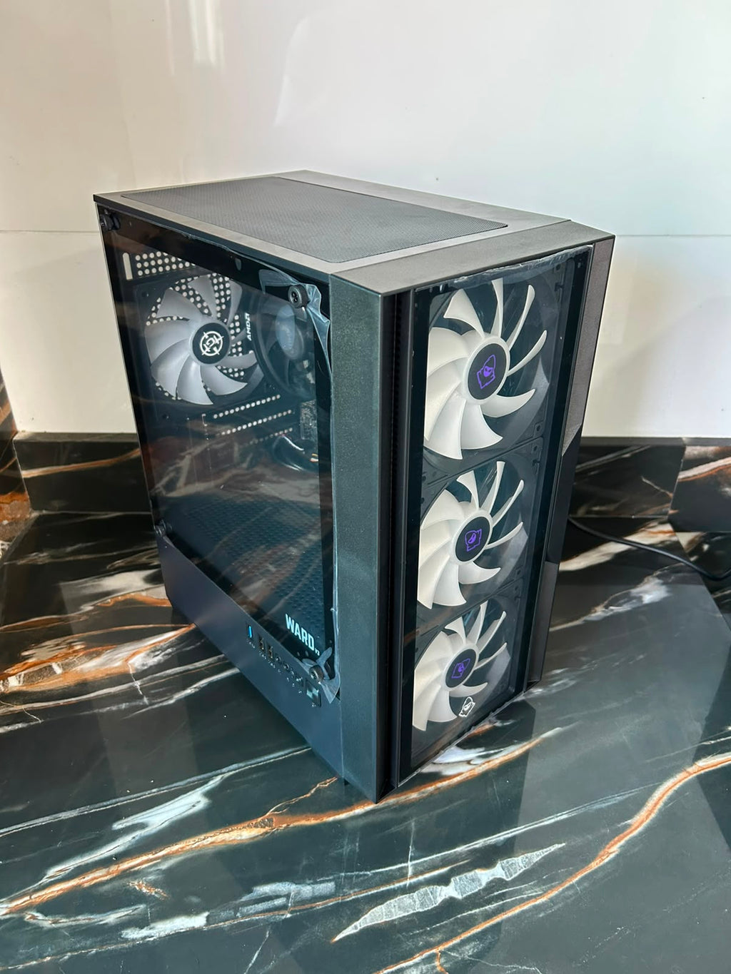 PC Gamer AMD Ryzen 5 3400G | Radeon Vega 11 | 8GB DDR4 Dual Channel | SSD 128GB | Nota Fiscal e 1 Ano de Garantia