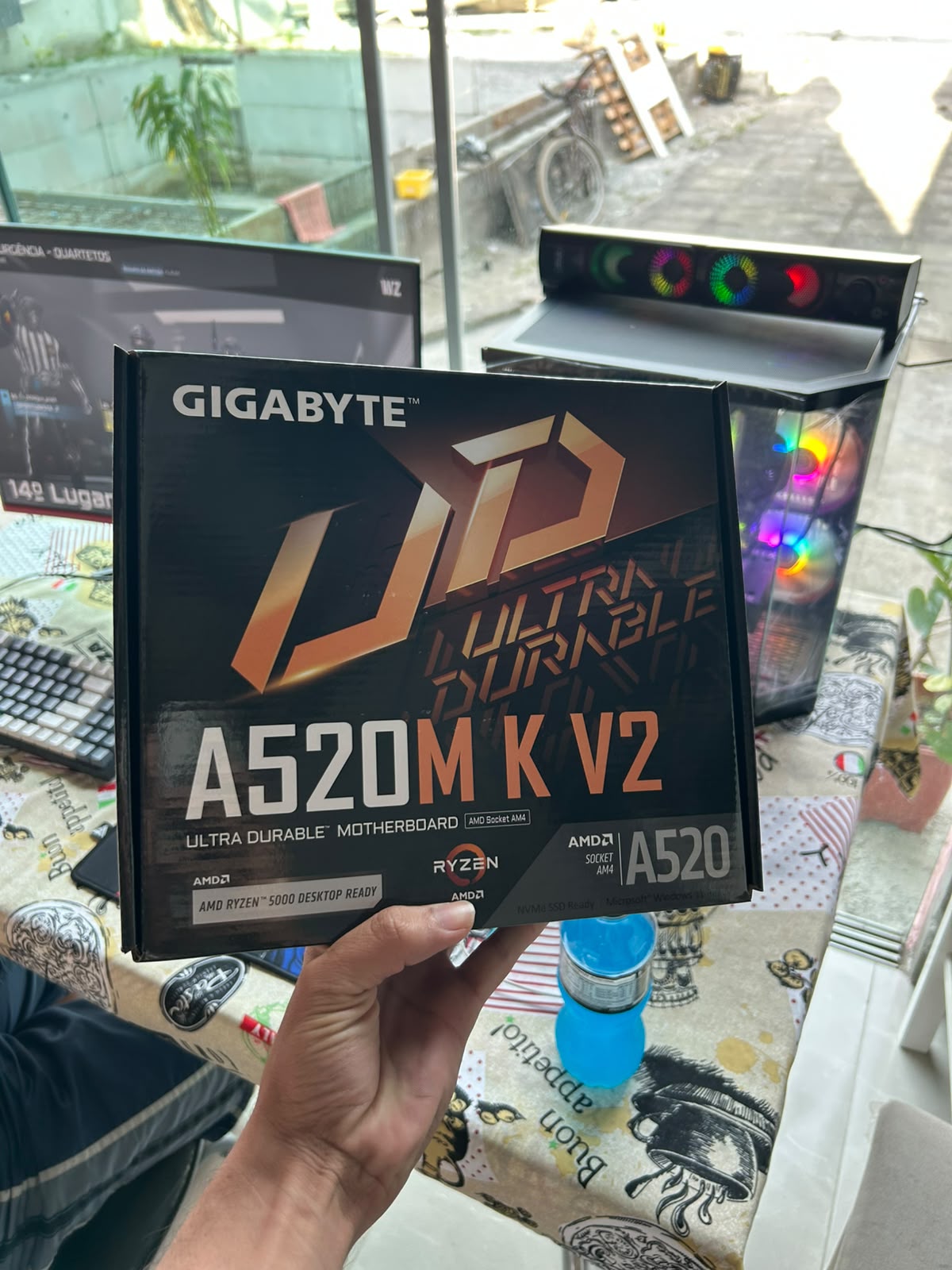 Placa-mãe Gigabyte A520M K V2 | DDR4 | Socket AM4 | Nota Fiscal e 1 Ano de Garantia