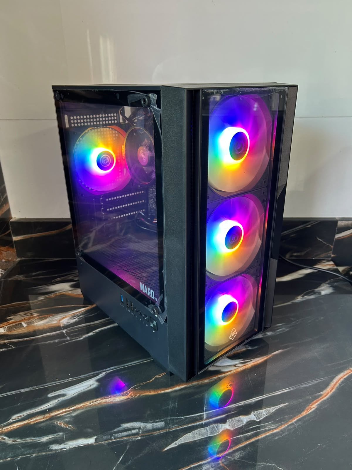 PC Gamer AMD Ryzen 5 3400G | Radeon Vega 11 | 8GB DDR4 Dual Channel | SSD 128GB | Nota Fiscal e 1 Ano de Garantia